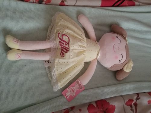 Customer photo review of Personalized Leyadoll (Yellow) with Gift Bag