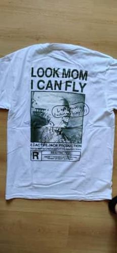Customer photo review of Astroworld "Look Mom I Can Fly" Tee
