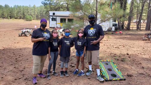 Customer photo review of Papa Bear King - Blk & Gld Premium