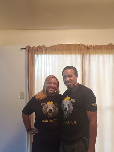 Customer photo review of Papa Bear King - Blk & Gld Premium