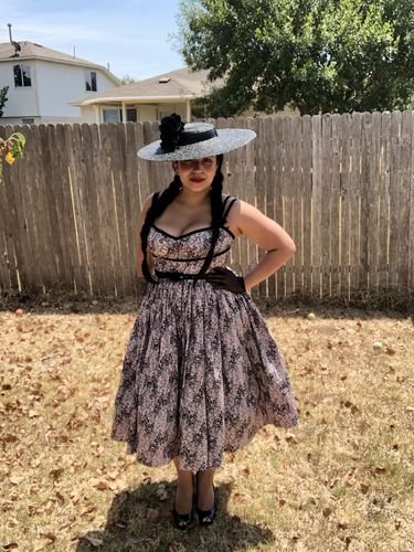Customer photo review of Regular Vintage Sun Hat in Black - Vixen by Micheline Pitt