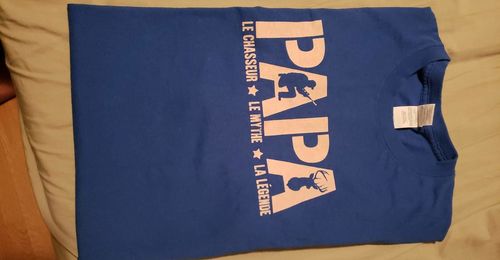 Customer photo review of Papa Chasseur T-Shirt