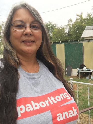 Customer photo review of Filipino T-Shirt Paboritong Anak! Pinoy Funny Print