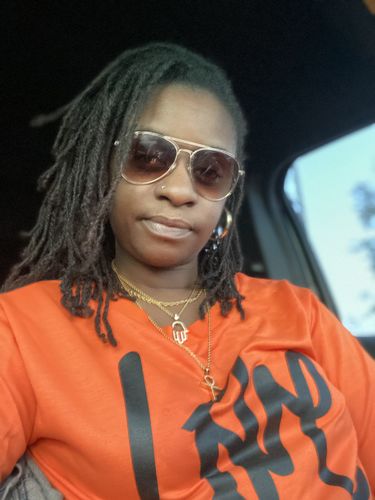 Customer photo review of Dainty Hamsa Bundle