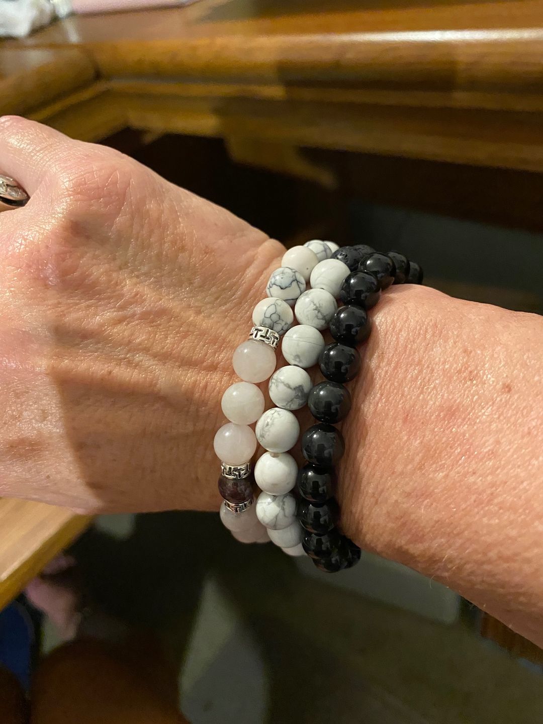 Customer photo review of Anti-stress Rainbow Obsidian Bracelet