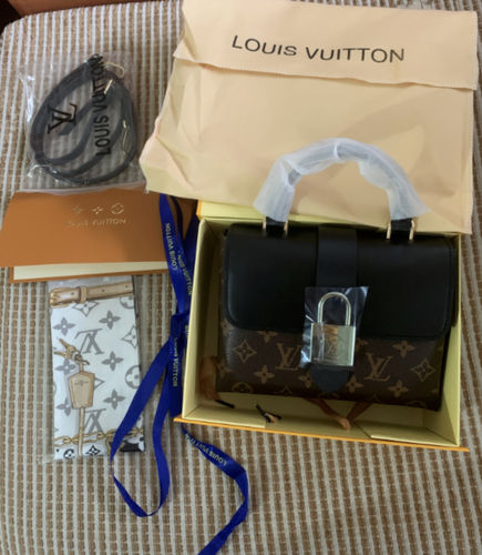 Customer photo review of LOUIS VUITTON - SAC LOCKY BB