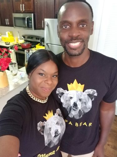 Customer photo review of Mama Bear Queen - Blk and Gld Premium