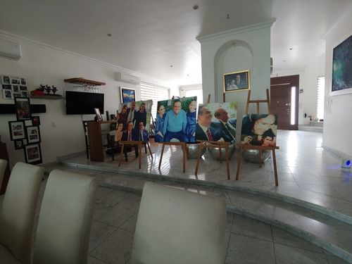 Customer photo review of Cuadro lienzo 90x90cm