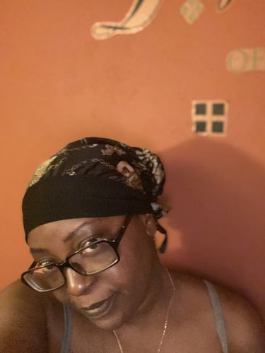 Customer photo review of Locs & Natural Hair Satin Bonnets