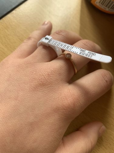 Customer photo review of Ring Sizer (free domestic shipping)