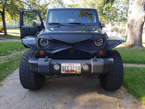 Customer photo review of Hawke Grille & Smoked Star Turn Lights Combo (07-18 Wrangler JK)