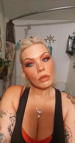 Customer photo review of FANTASY SNOW FLAKE Colored Contact Lenses