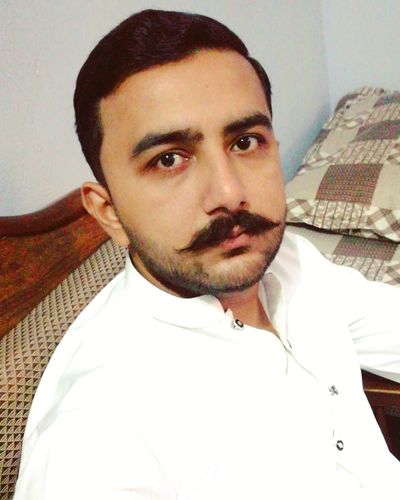 Customer photo review of Sadabahar - Off-White - Wash and Wear Unstitched