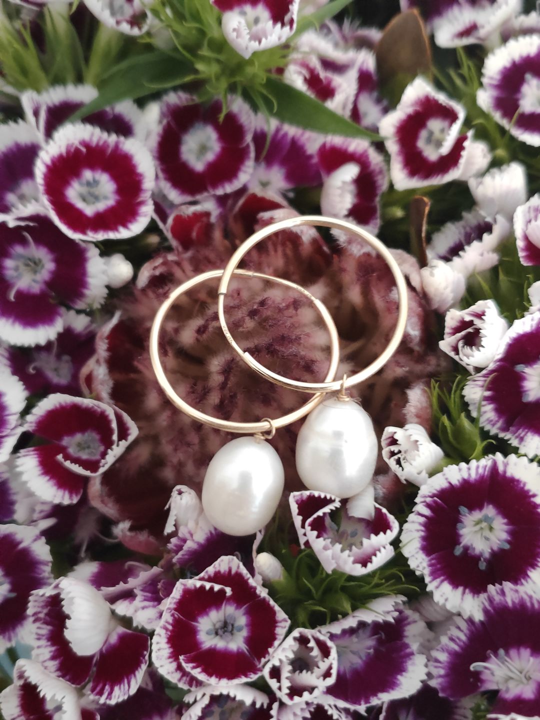 Customer photo review of Pearl Medium Hoops