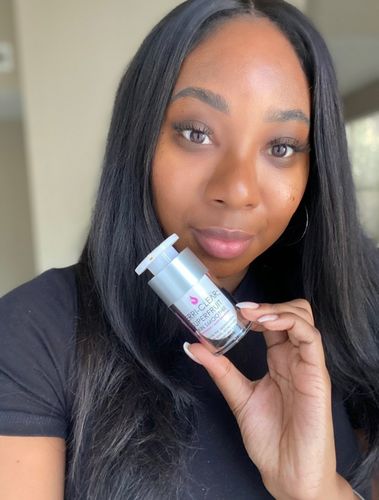 Customer photo review of BERRI-CLEAR+™ SUPERFRUIT 5 BERRY SERUM