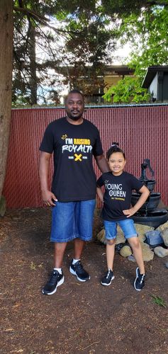 Customer photo review of Raising Royalty - Black & Gold Premium Tee