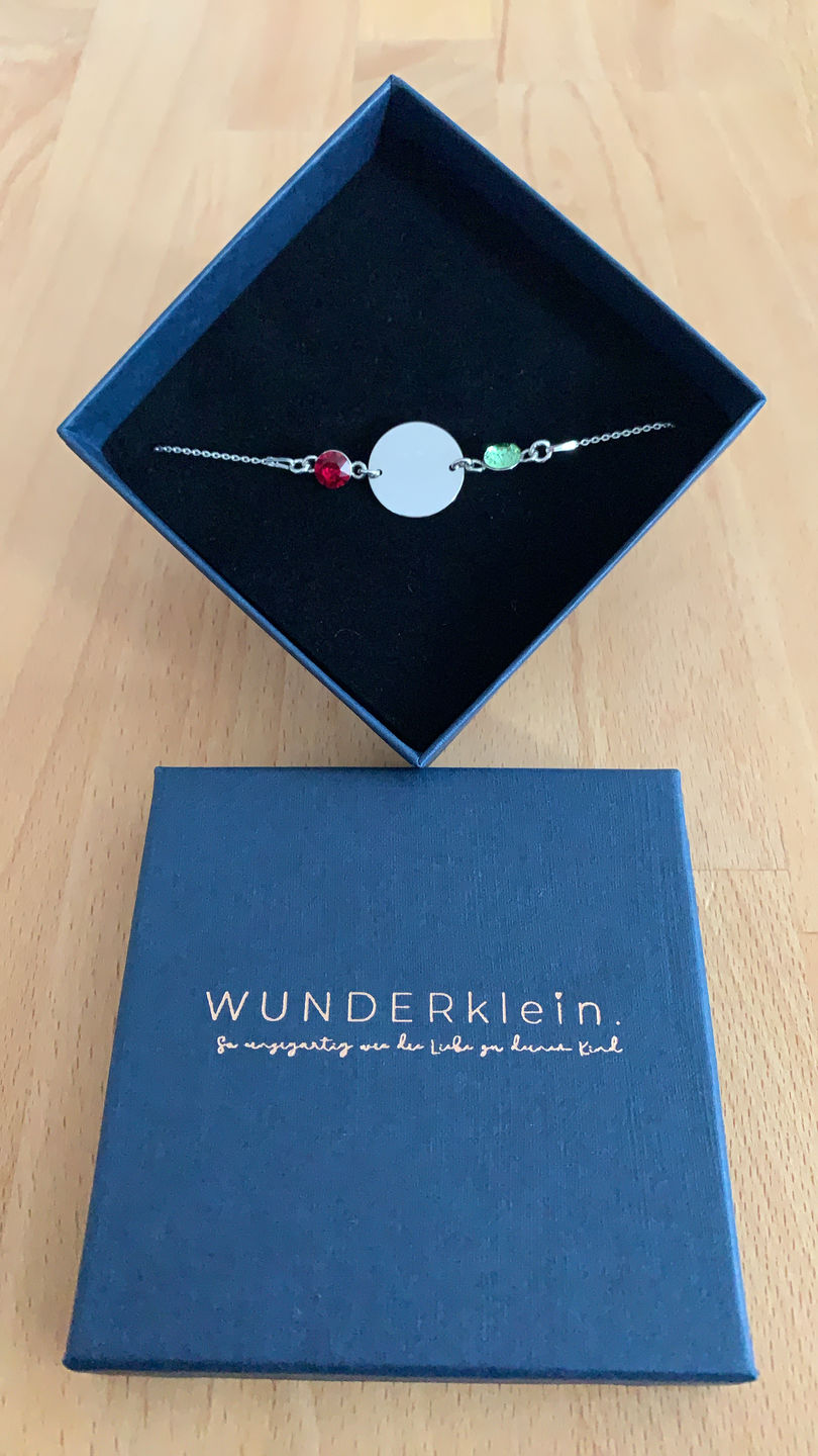 Customer photo review of Personalisiertes Armband mit Geburtsstein