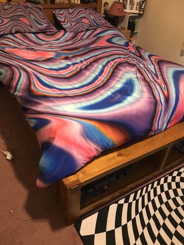 Customer photo review of Purple Psychedelic Trippy Print Duvet Cover Bedding Set