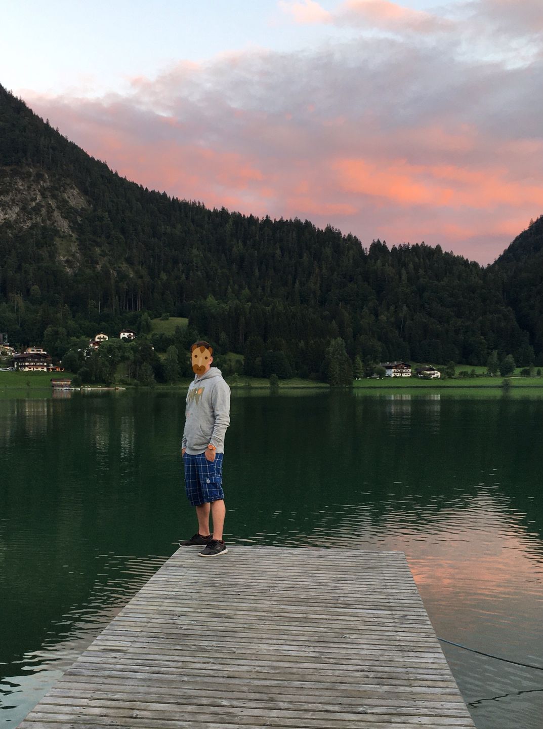 Customer photo review of FUCHS IM WALD KHAKI - Bio Unisex Hoodie (PREMIUM)