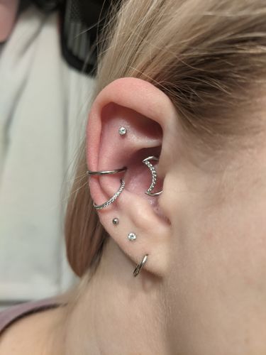 Customer photo review of Tiny 2mm Gem Internally Threaded Lip Ring 16g