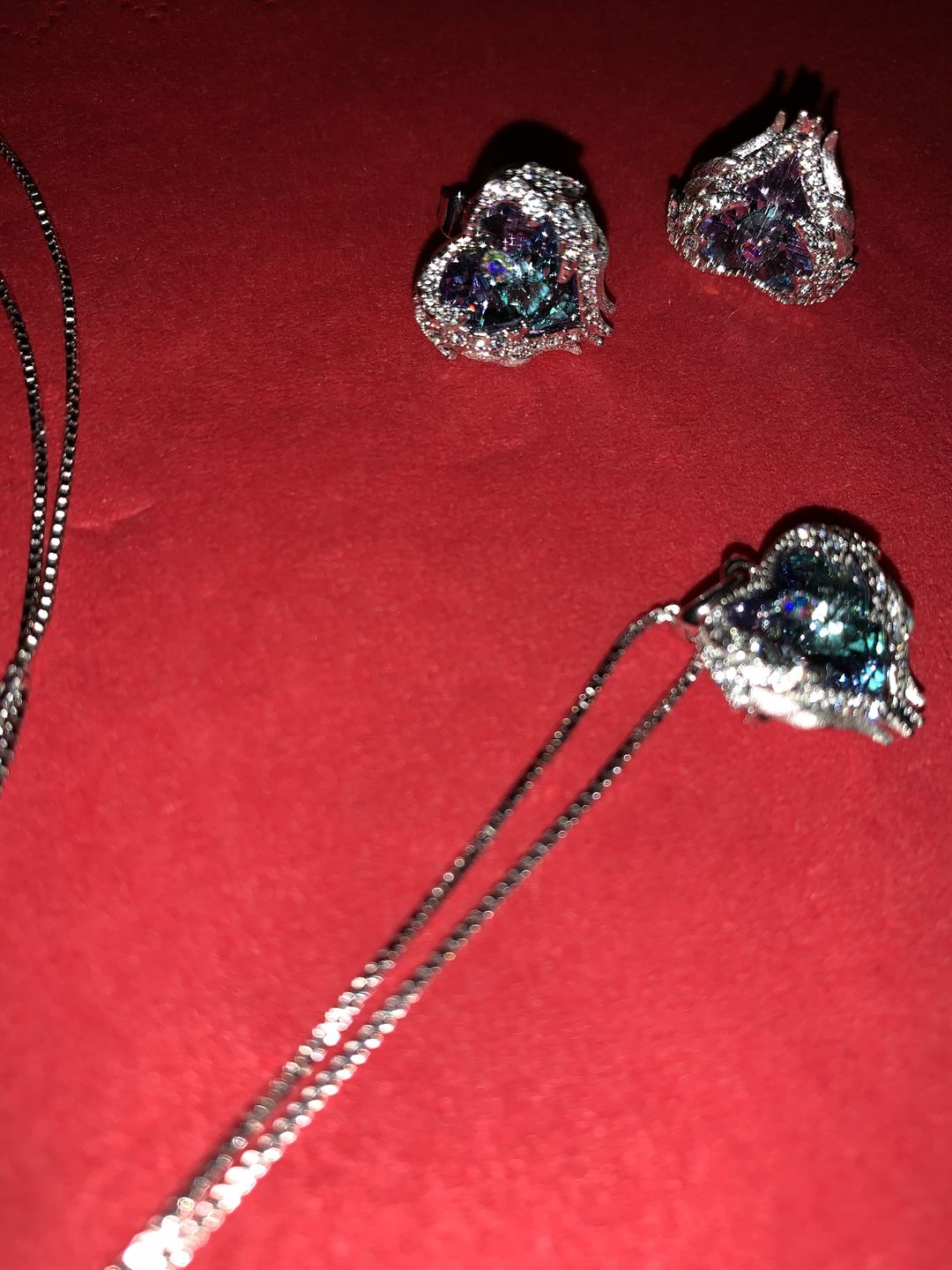 Customer photo review of Engelsflügel Halskette | 925 Sterling Silber | Dein Schutzengel für unterwegs
