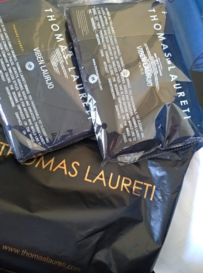Customer photo review of Men's Thomas Laureti Navy Blue Polo Shirt