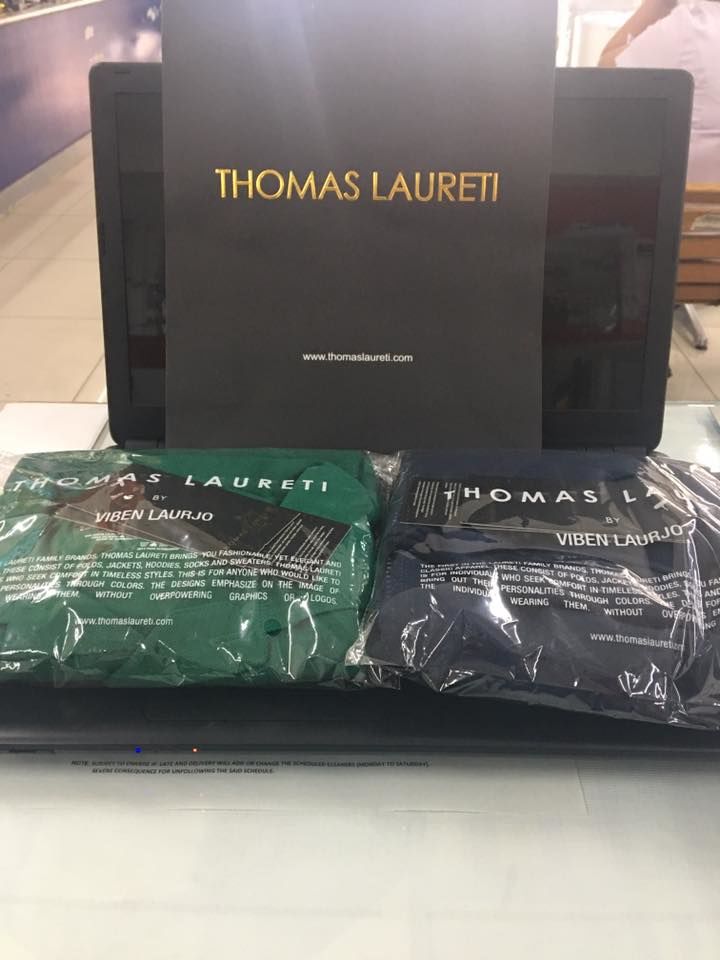 Customer photo review of Men's Thomas Laureti Navy Blue Polo Shirt