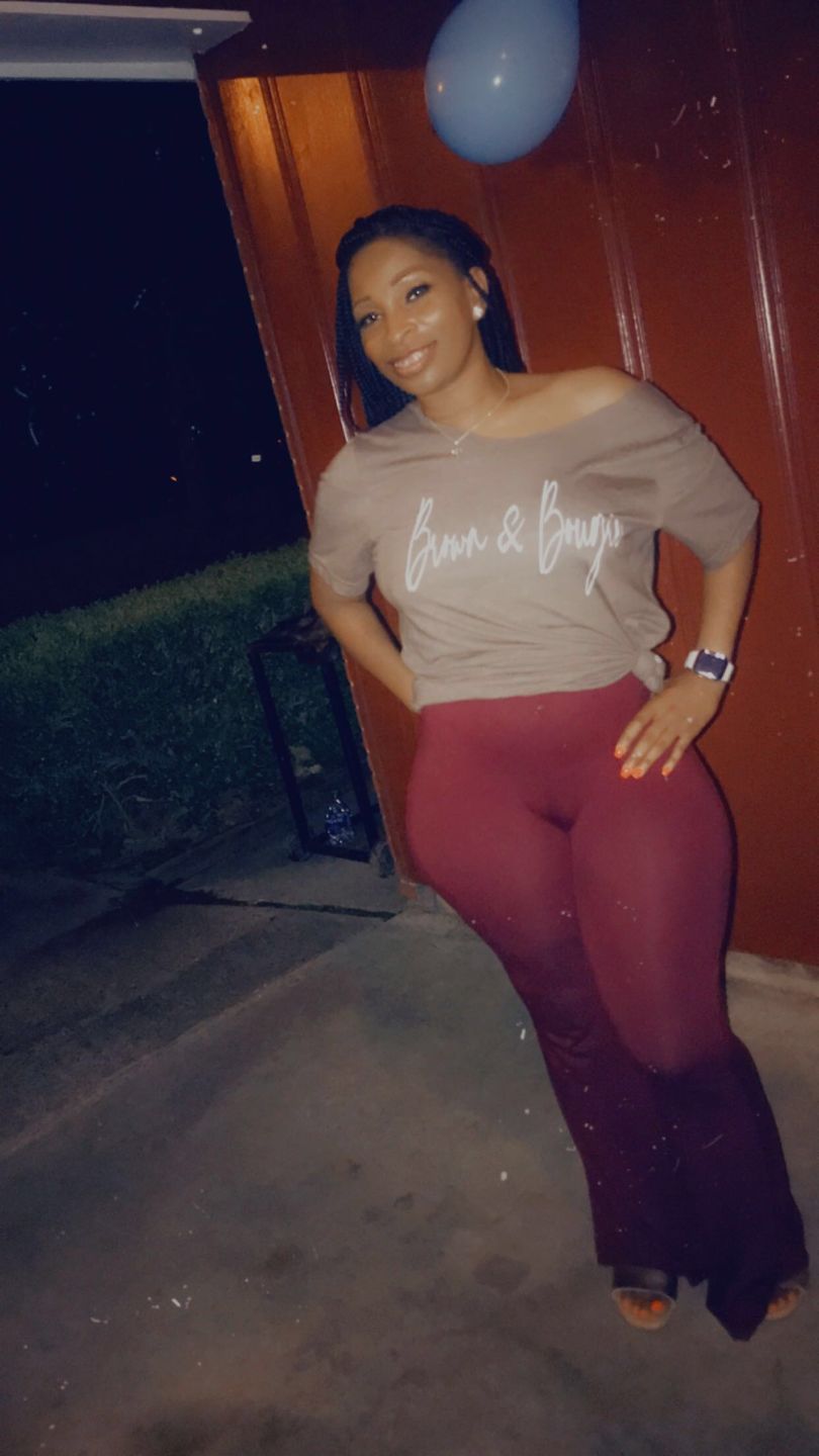 Customer photo review of Brown & Bougie