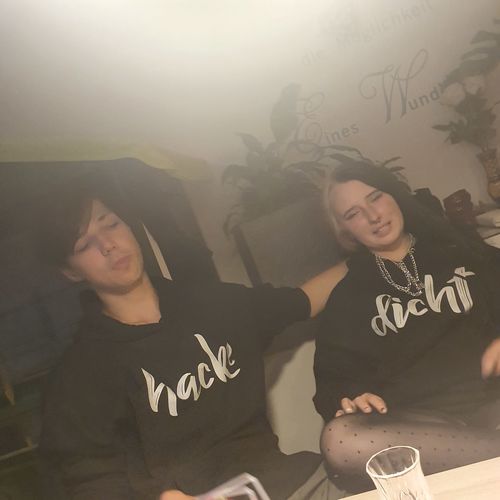 Customer photo review of dicht Shirt  - Unisex Kapuzenpullover Hoodie