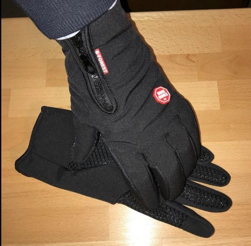 Customer photo review of TOUCHY - Die wasserdichten Touchscreen-Handschuhe