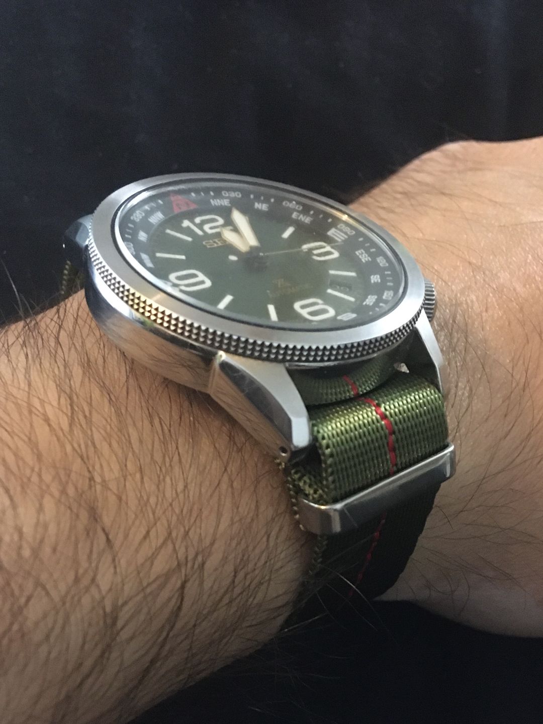 Customer photo review of AlphaShark Slim - Green/Red Stripe JV