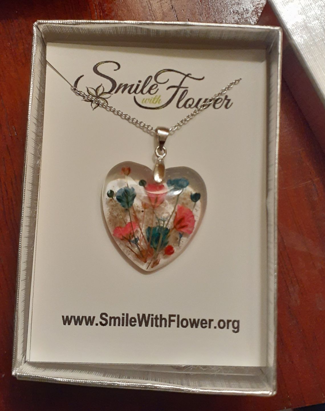 Customer photo review of Flower Heart Necklace with Real Flower and Cremains