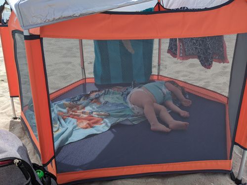 Customer photo review of Pop N' Go® Playpen