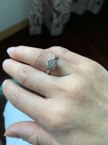 Customer photo review of Moissanite Fashion Flower Sterling Silver Wedding Ring