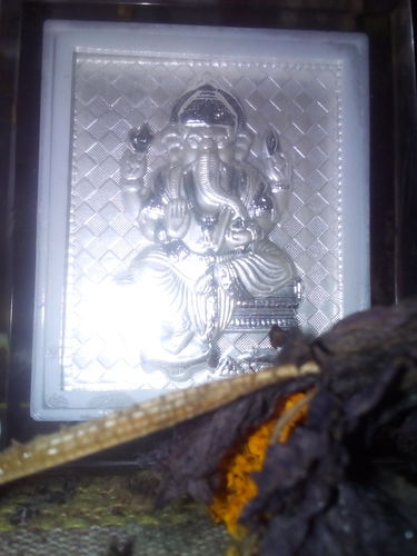 Customer photo review of 999 Silver Ganesh Stand 7 Cm