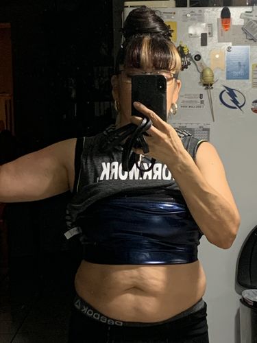 Customer photo review of Women's Zipper Heat Trapping Sweat Vest