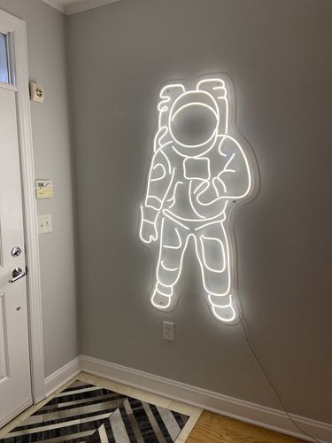 Customer photo review of 'Astronaut ' Neon Sign