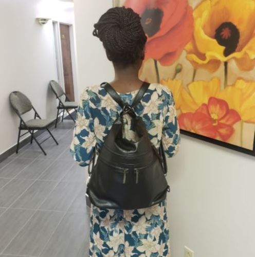 Customer photo review of Amara