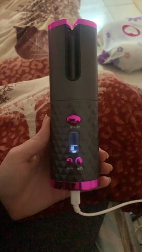 Customer photo review of Wireless Automatic Hair Curler