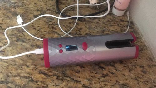 Customer photo review of Wireless Automatic Hair Curler