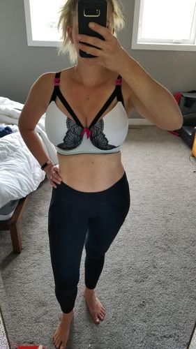 Customer photo review of Mia Maternity and Nursing Bra