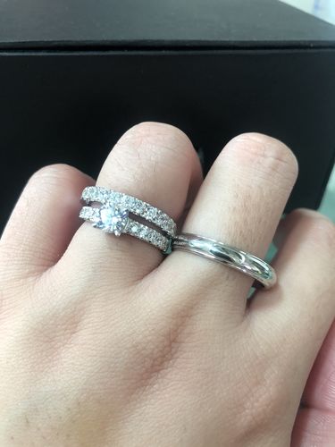 Customer photo review of Minimalist Tres Wedding Rings