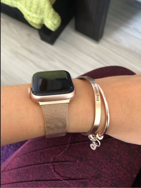 Customer photo review of Milanese Thin Watchband Strap