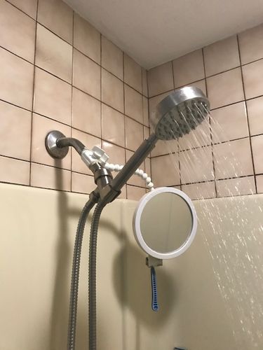 Customer photo review of 1-Spray Handheld Shower Head Set