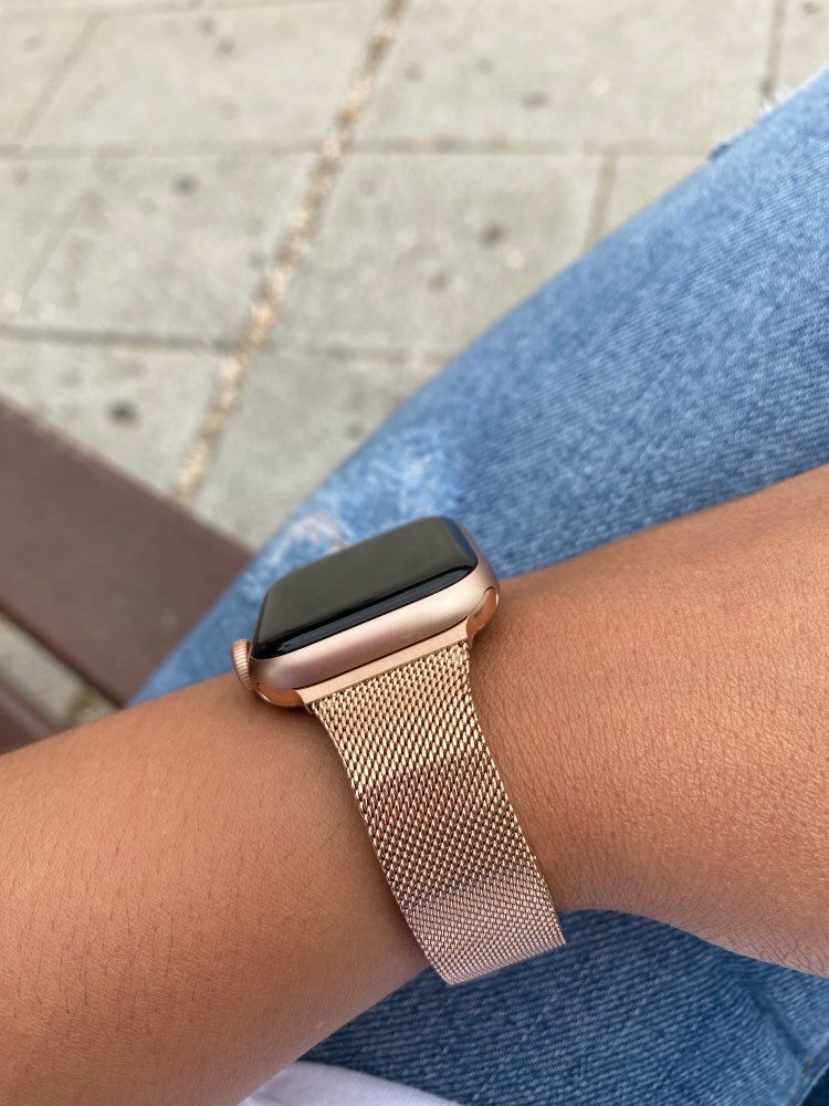 Customer photo review of Milanese Thin Watchband Strap