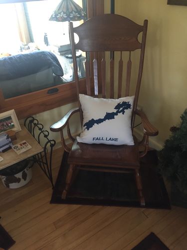 Customer photo review of Custom Lake Broadcloth Pillow