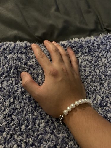 Customer photo review of The Pearl Bracelet