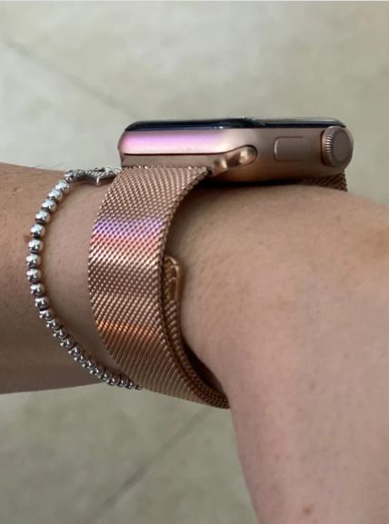 Customer photo review of Milanese Thin Watchband Strap