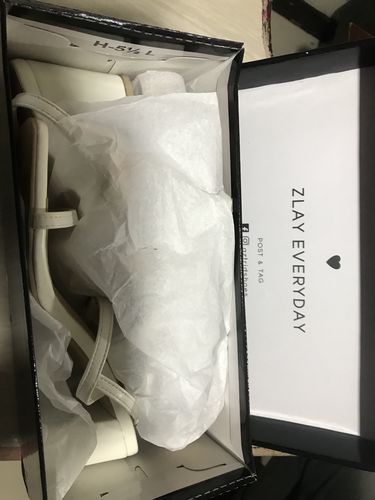 Customer photo review of Pria White
