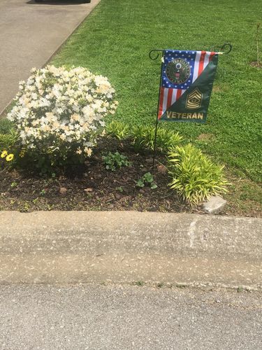 Customer photo review of US Army Rank Army Veteran Garden Flag Double-sided Print